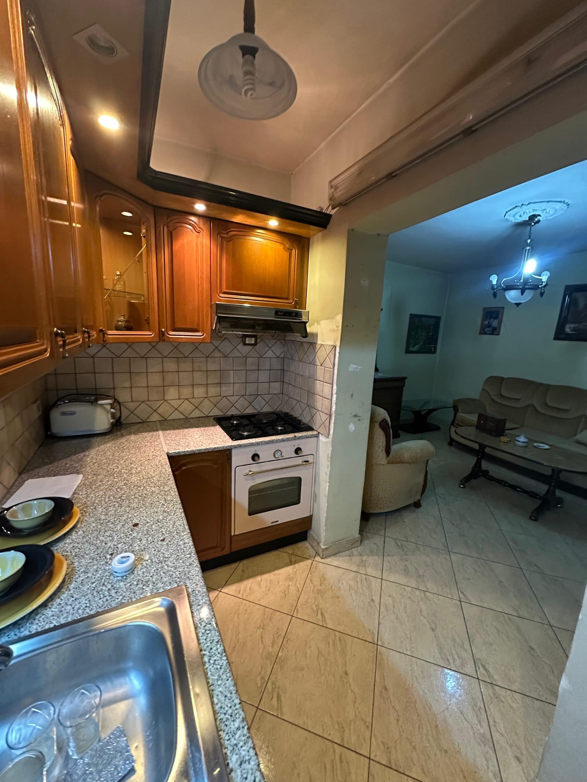 Shitet, Apartament 3+1, Rruga Irfan Tomini, Tiranë 2