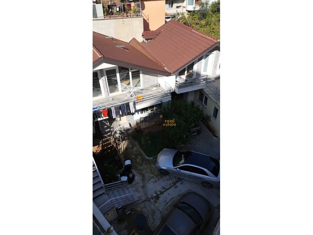 EKSKLUZIVE, Qera ,Dy Vila te bashkangjitura ,Selvia, Tiranë - 4500€ | 500 m²