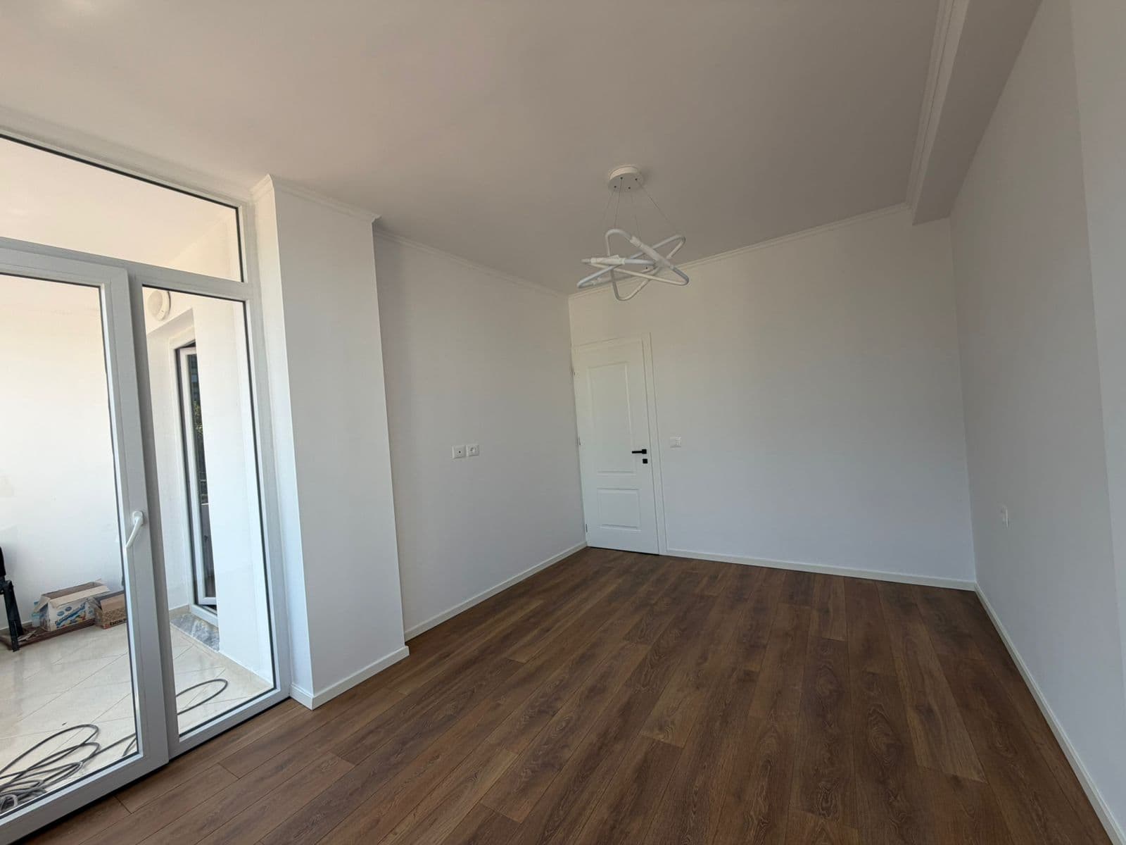Shitet, Apartament 1+1 , Ruga Dritan Hoxha, Tiranë