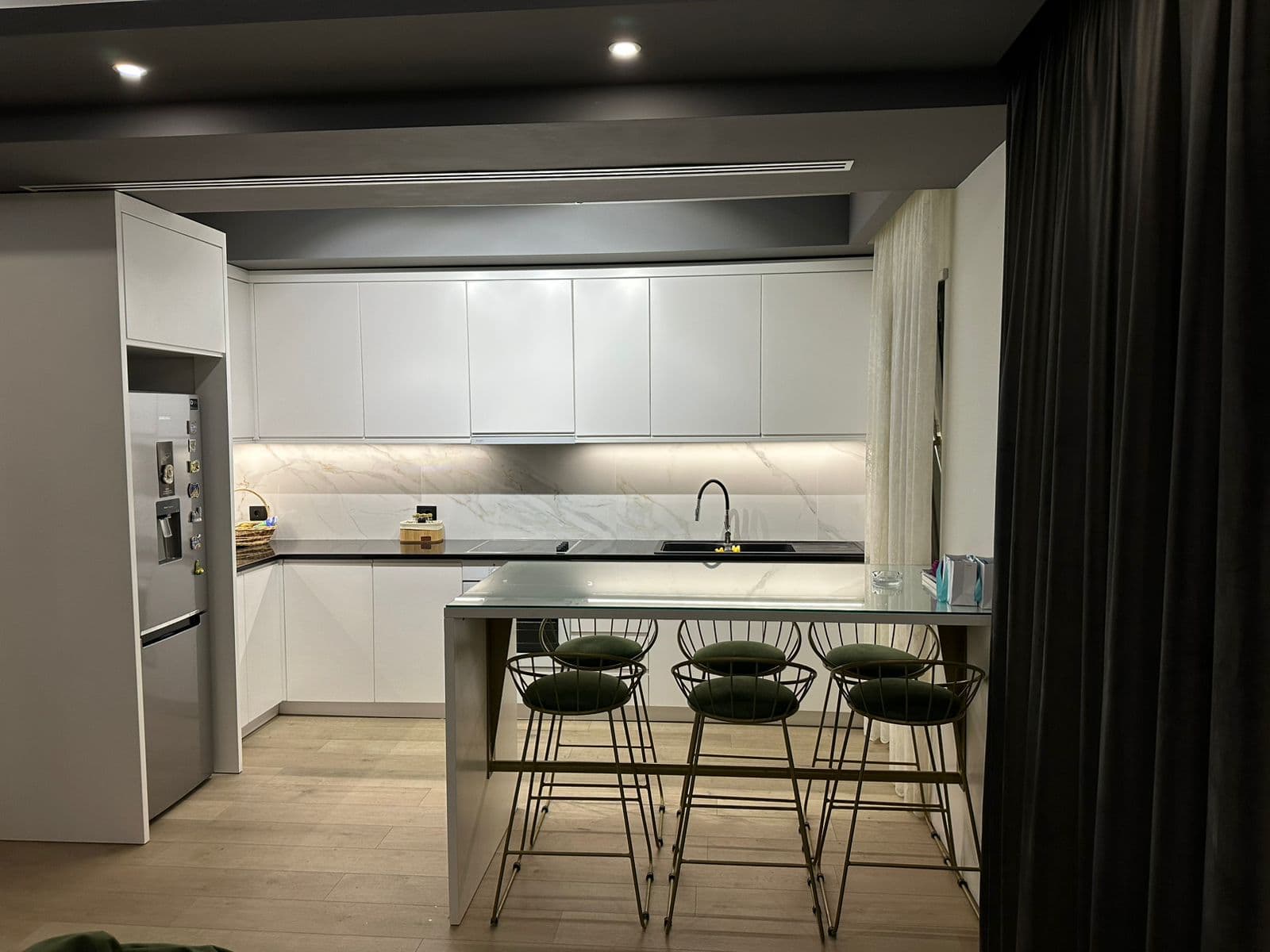 Shitet, Apartament 2+1+2+Post parkimi i përfshirë në çmim, Kompleksi Delijorgji, Tiranë 2