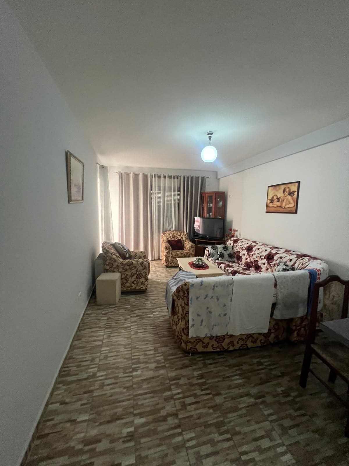 Shitet, Apartament 2+1 , Misto Mame, Tiranë