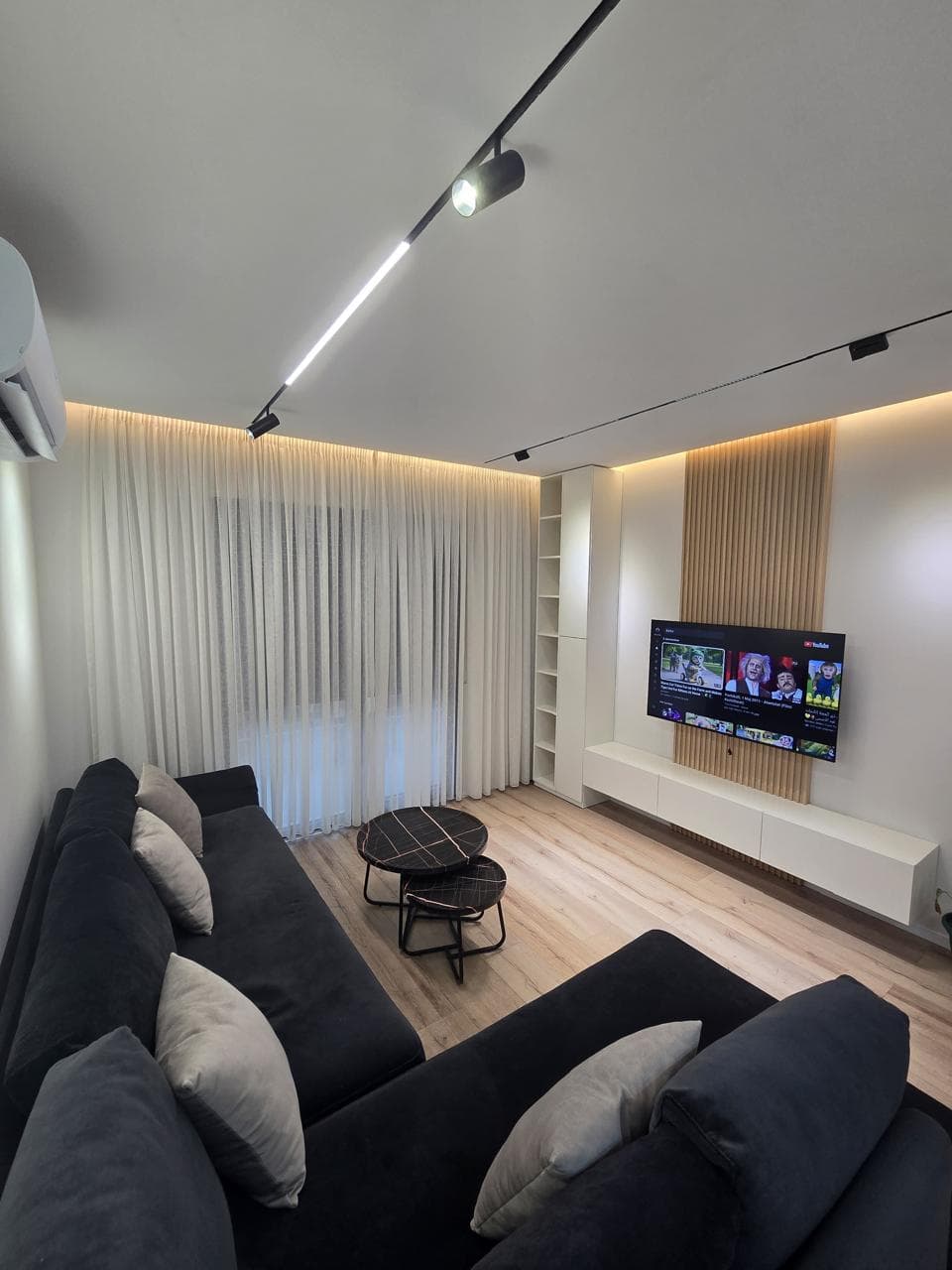 Shitet, Apartament 2+1+2 , Porcelan, Tiranë 2