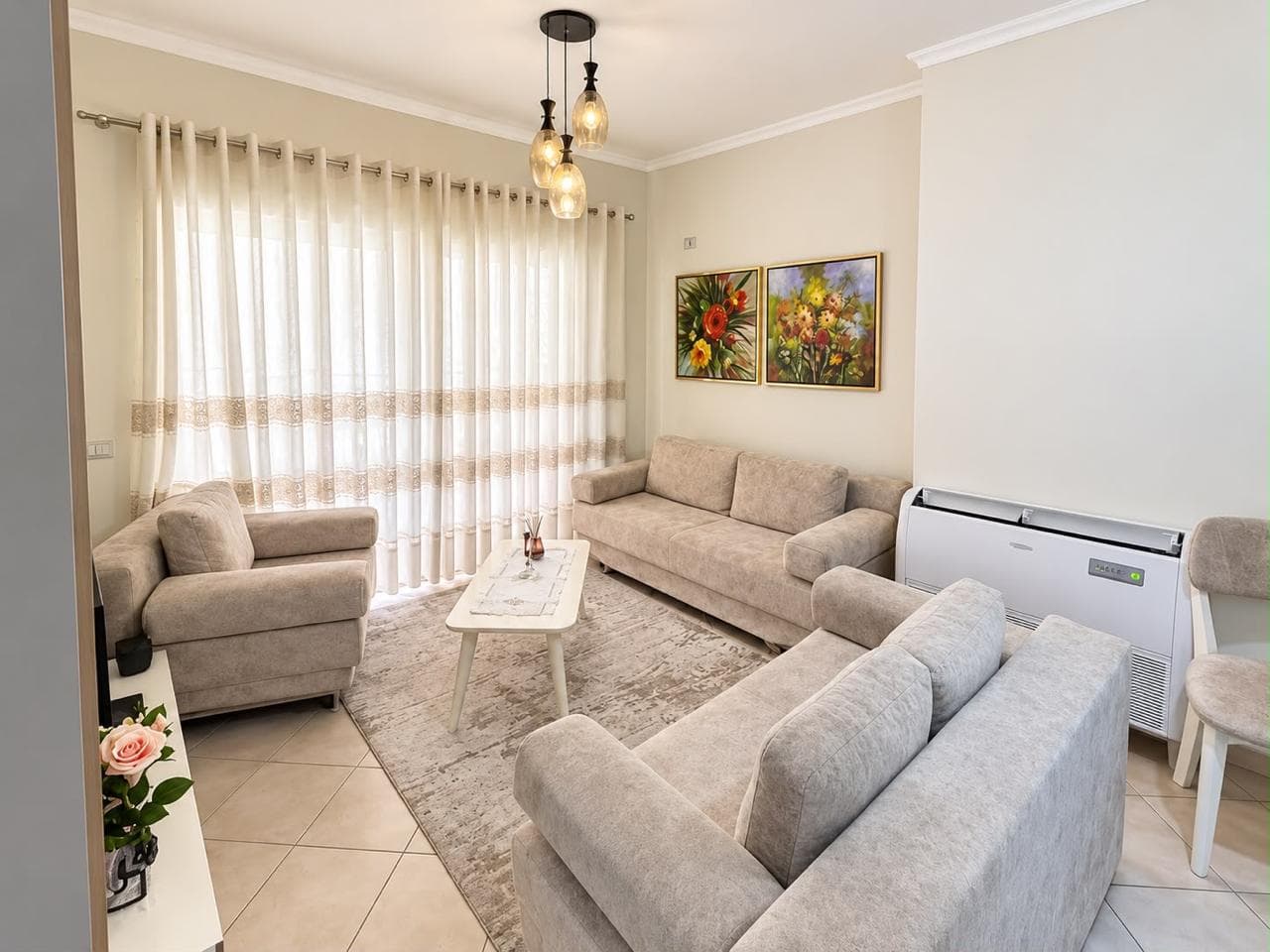 Qera, Apartament 2+1, Komunën e Parisit, Tiranë