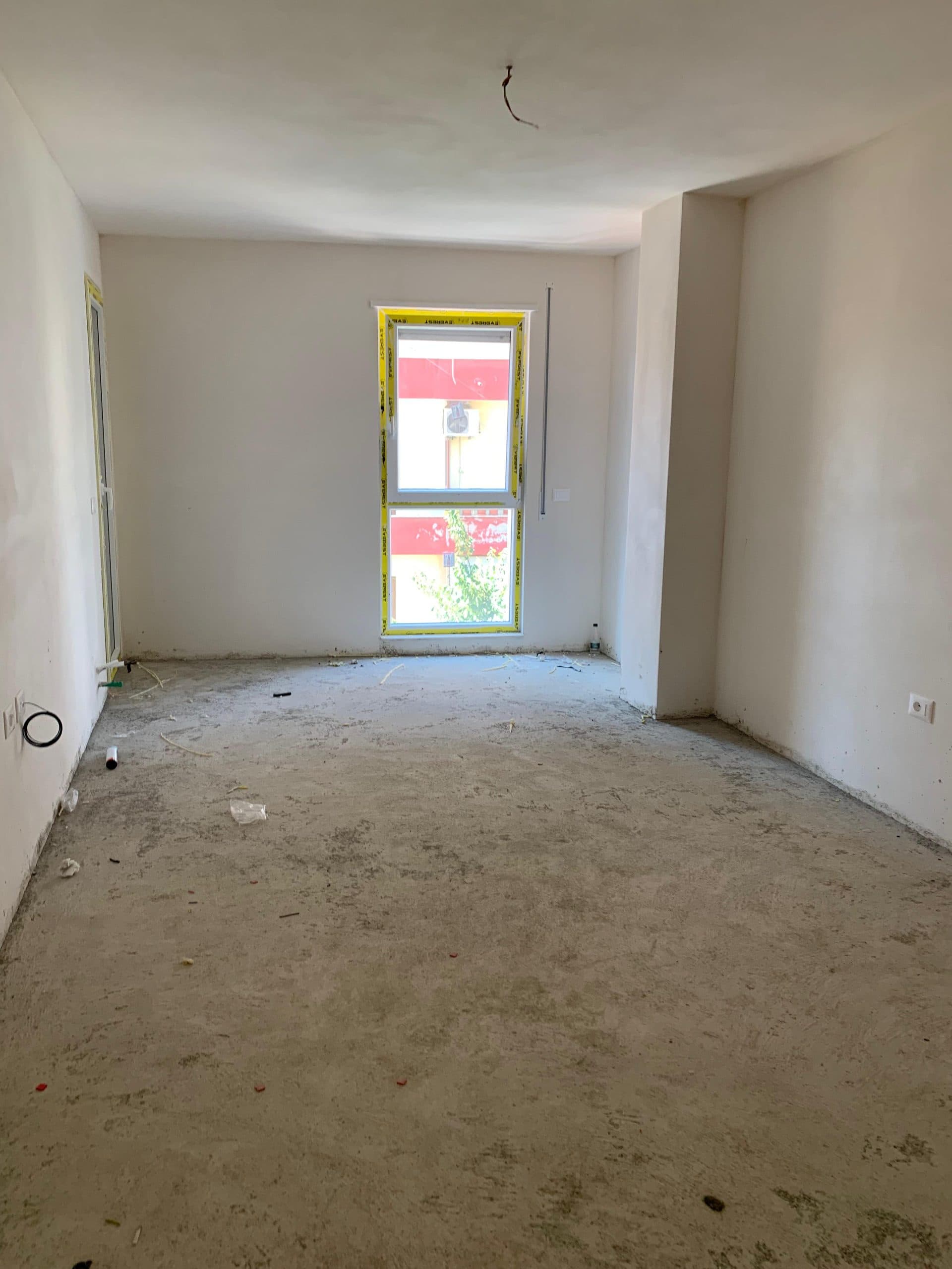 Shitet, Apartament, Xhamllik, Tiranë - 2000€ m2 2