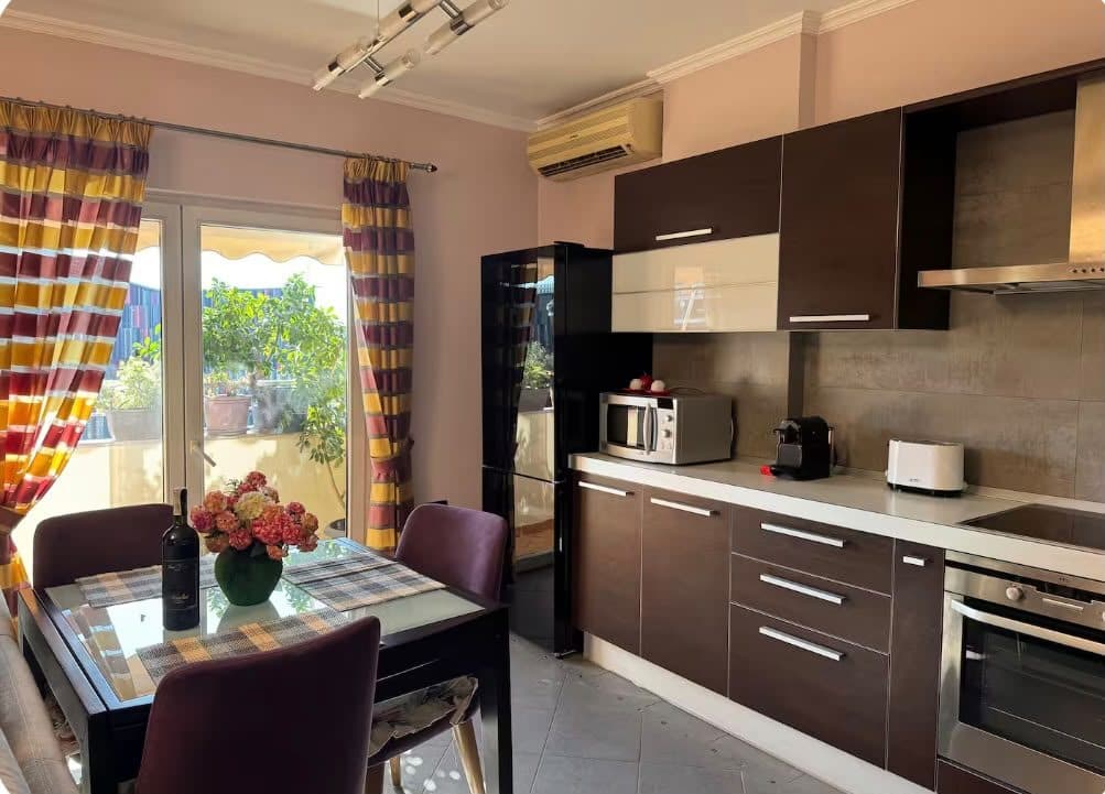Qera, Apartament 2+1 , Stadiumi Arena, Tiranë - 1500€ | 96 m² 3