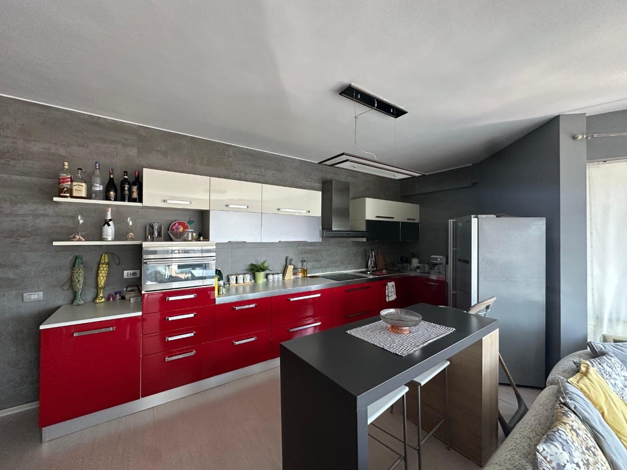 Qera, Apartament 2+1+2 , Komunën e Parisit, Tiranë 4