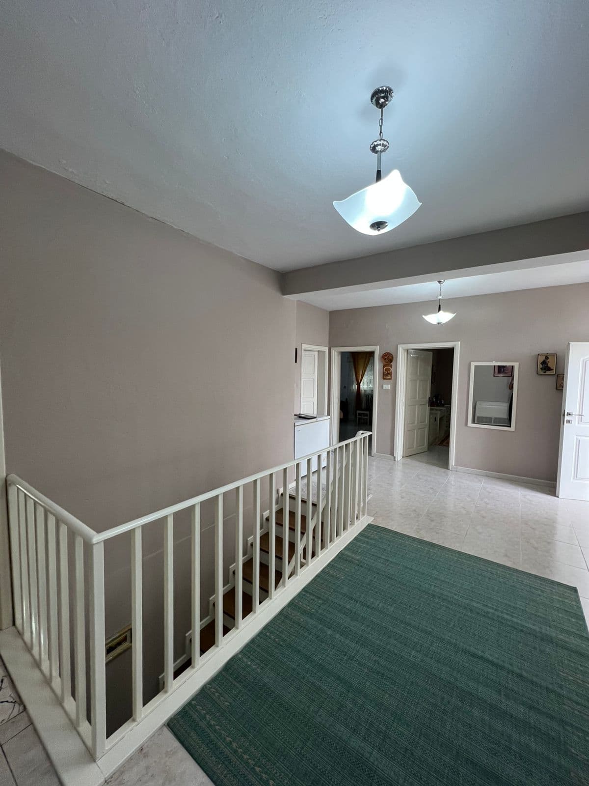 Shitet, Vilë 3-Kate , Shkozë, Tiranë - 400000€ | 431 m²