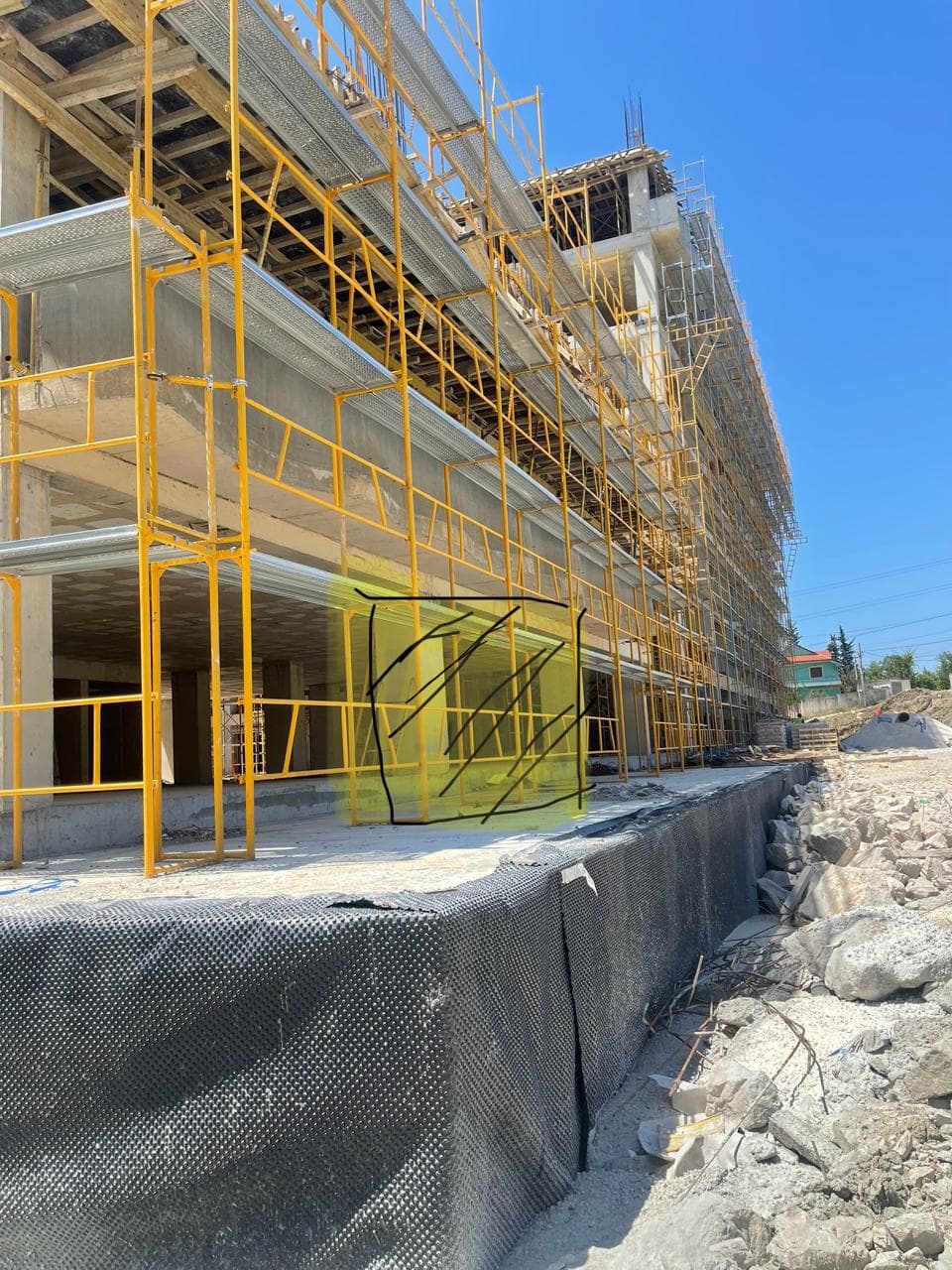 Shitet Apartament 1+1 te Kompleksi Aluna Paskuqan, Tiranë - 1150€ m2| 65 m² 2