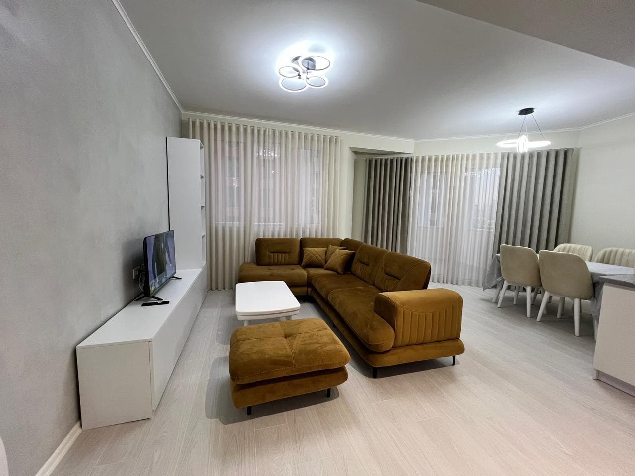 Qera, Apartament 2+1+2+Parking , River Residence, Tiranë 2