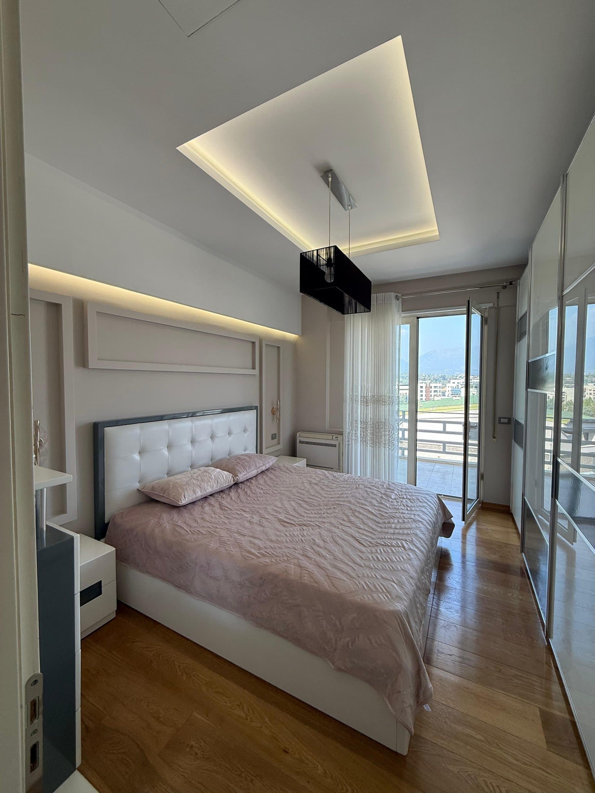 Shitet, Apartament 2+1 , Liqeni i Thatë, Tiranë 4