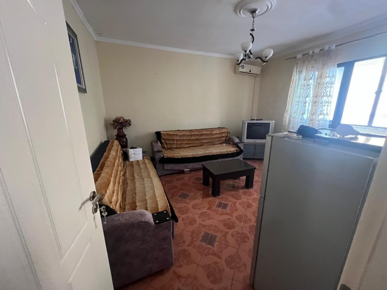 Shitet, Apartament 2+1 , Laprakë, Tiranë