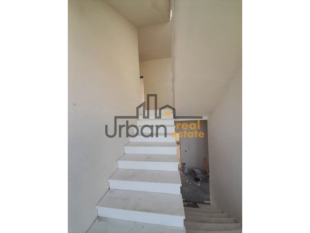 Shitet, Vilë, Pallati i Brigadave, Tiranë - 800.000€ | 480 m² 4