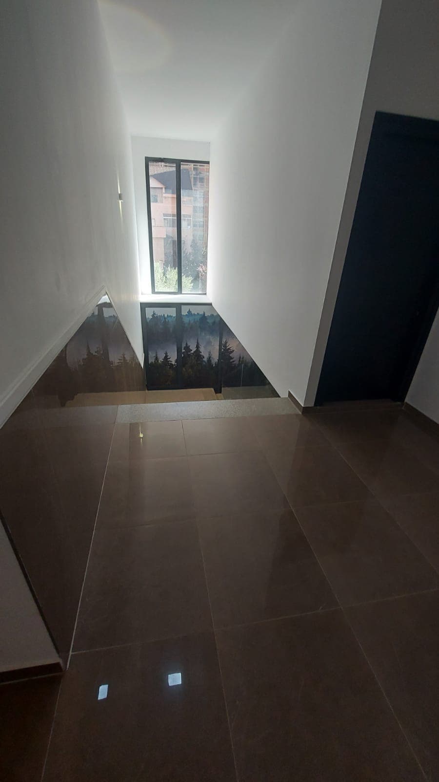 Shitet Ambient Zyre te Rr Kongresi Manastirit, Tiranë - 105,000€ | 42 m² 2