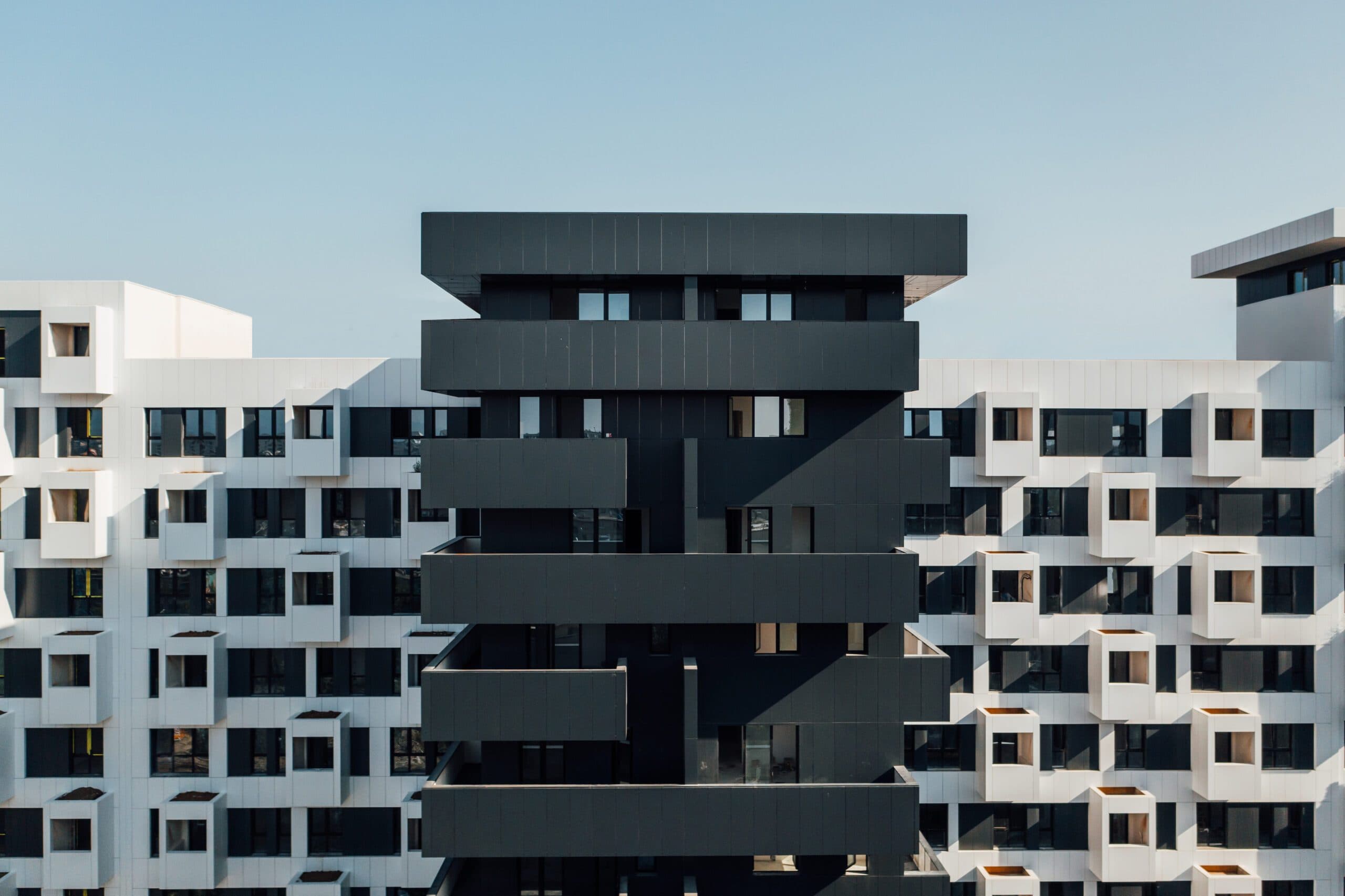 Shitet, Apartament 2+1, Square 21, Tiranë