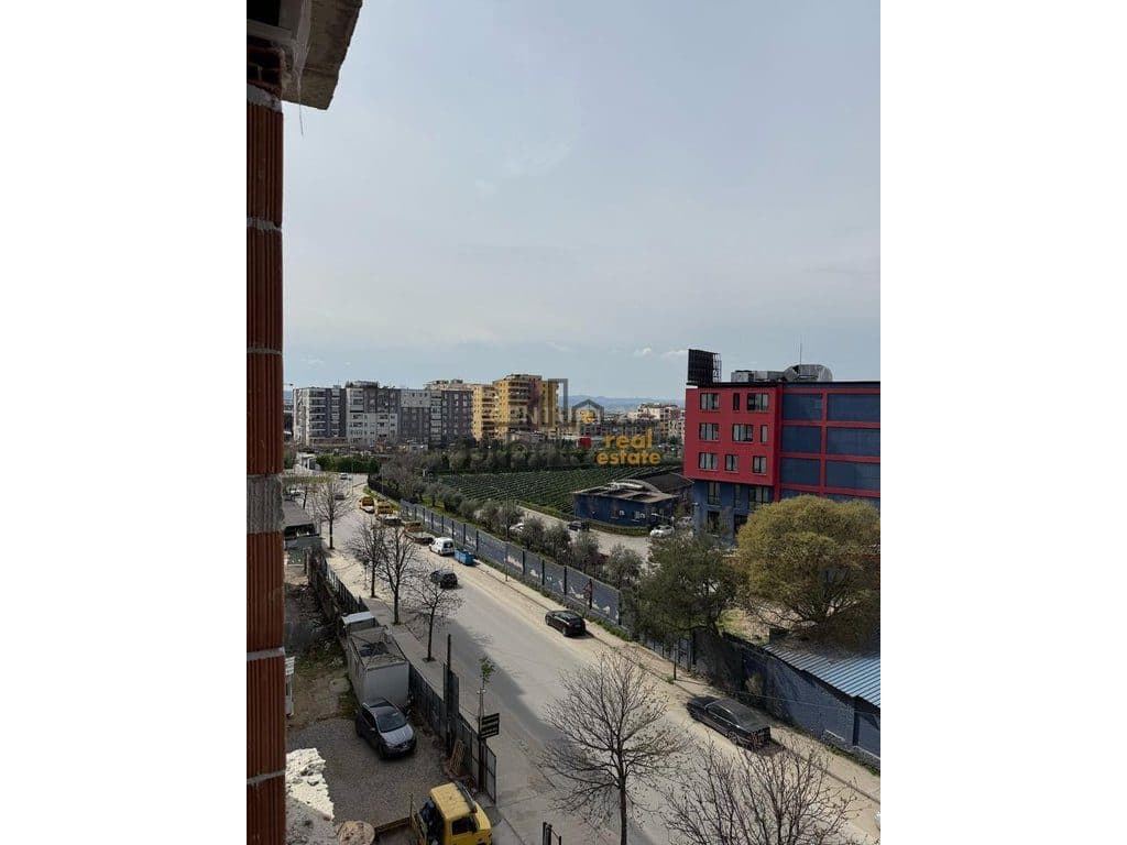 Shitet, Apartament 3+1 ,Porcelan, Tiranë - 22,000,000 Lekë | 132 m² 2