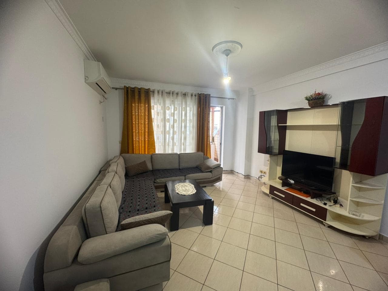 Qera, Apartament 2+1, Astir, Tiranë