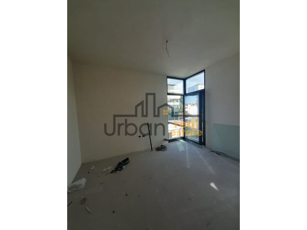 Shitet, Vilë, Pallati i Brigadave, Tiranë - 800.000€ | 480 m²