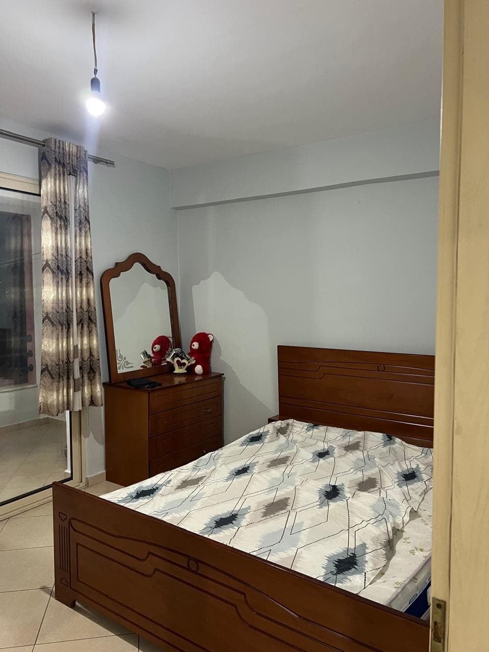 Shitet Apartament 1+1 te Kompleksi Malazian, Tiranë 3