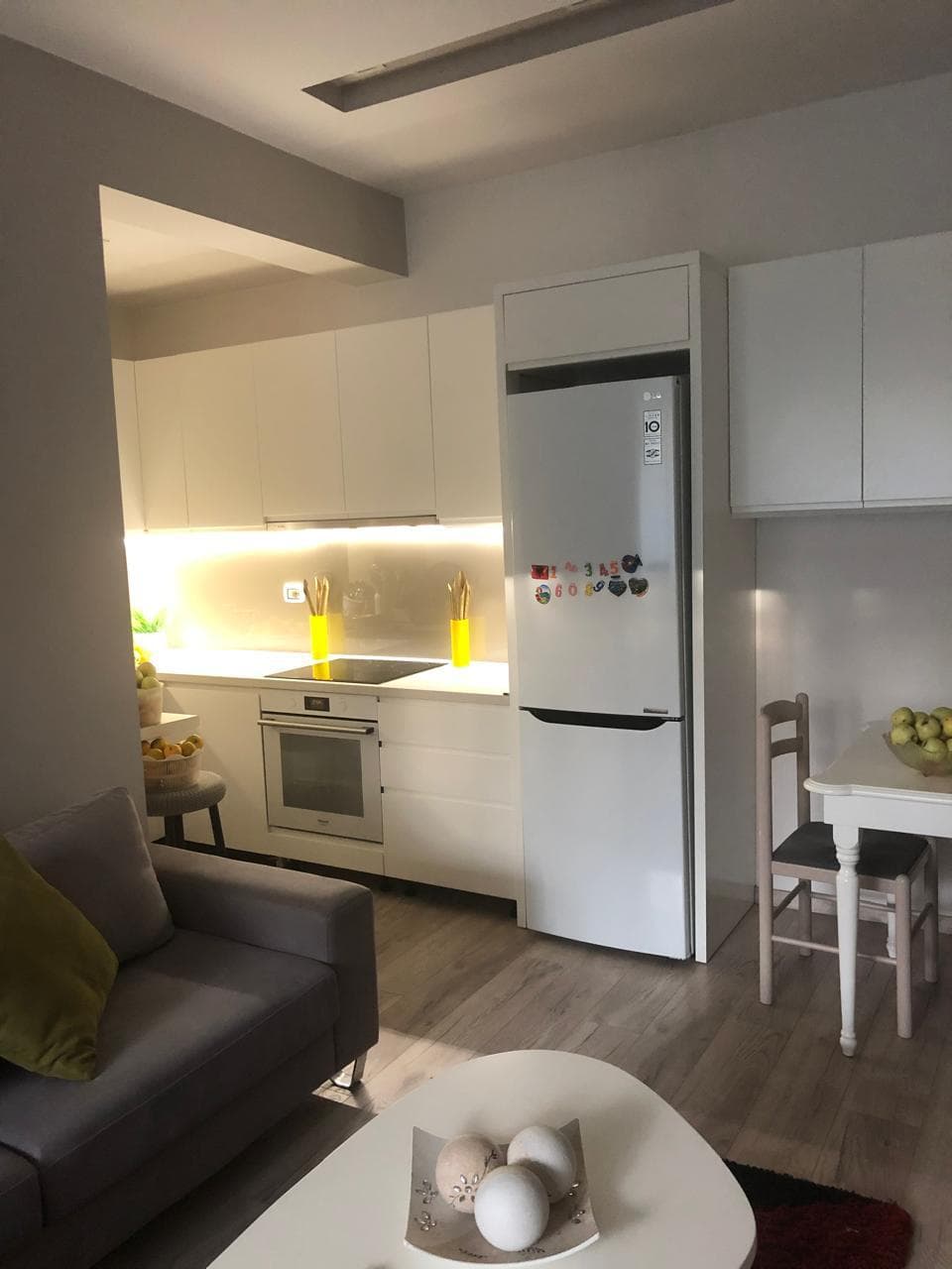 Shitet, Apartament 2+1+2, Stadiumi Dinamo, Tiranë - 27,000,000 Lekë | 100 m² 2