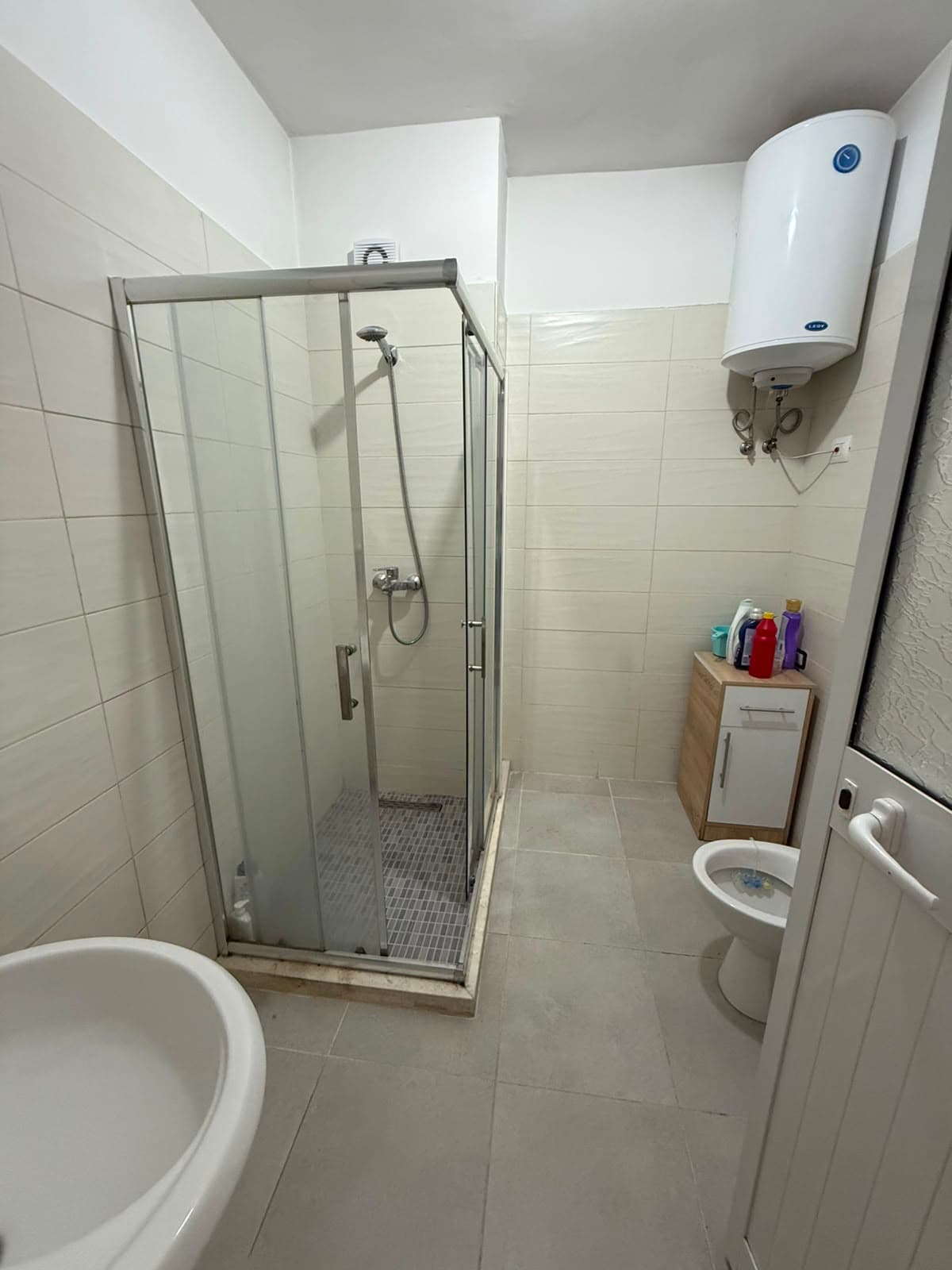 Qera, Apartament 1+1, Misto Mame, Tiranë 4