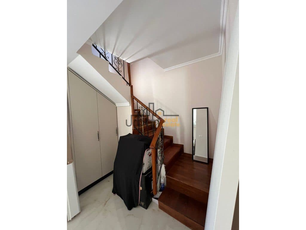 Qera, Vilë 2 Kate, Xhamllikun, Tiranë - 2000€ | 150 m²