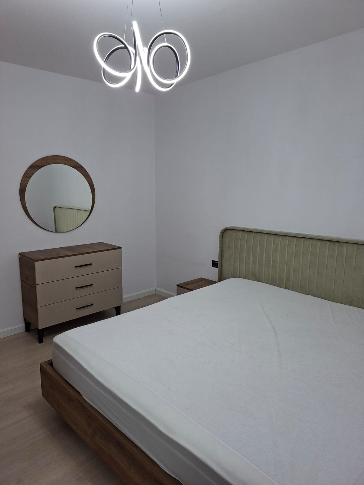 Qera, Apartament 2+1, Irfan Tomini, Tiranë 3