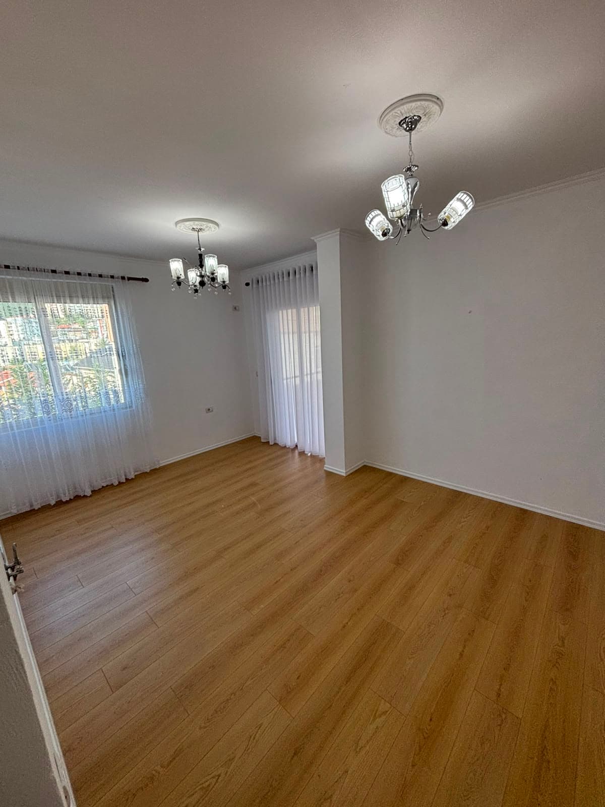 Shitet, Apartament 2+1 ,Fresku, Tiranë 2