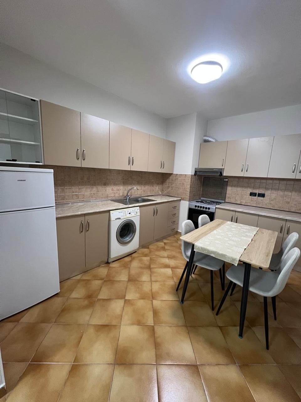 Qera, Apartament 1+1 ,Petro Nini, Tiranë 2