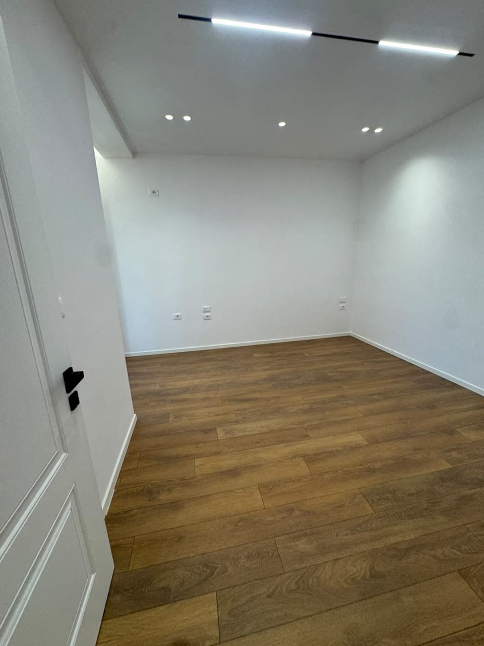 Shitet, Apartament 1+1, Mozaiku , Tiranë - 167,000€ | 58 m² 2