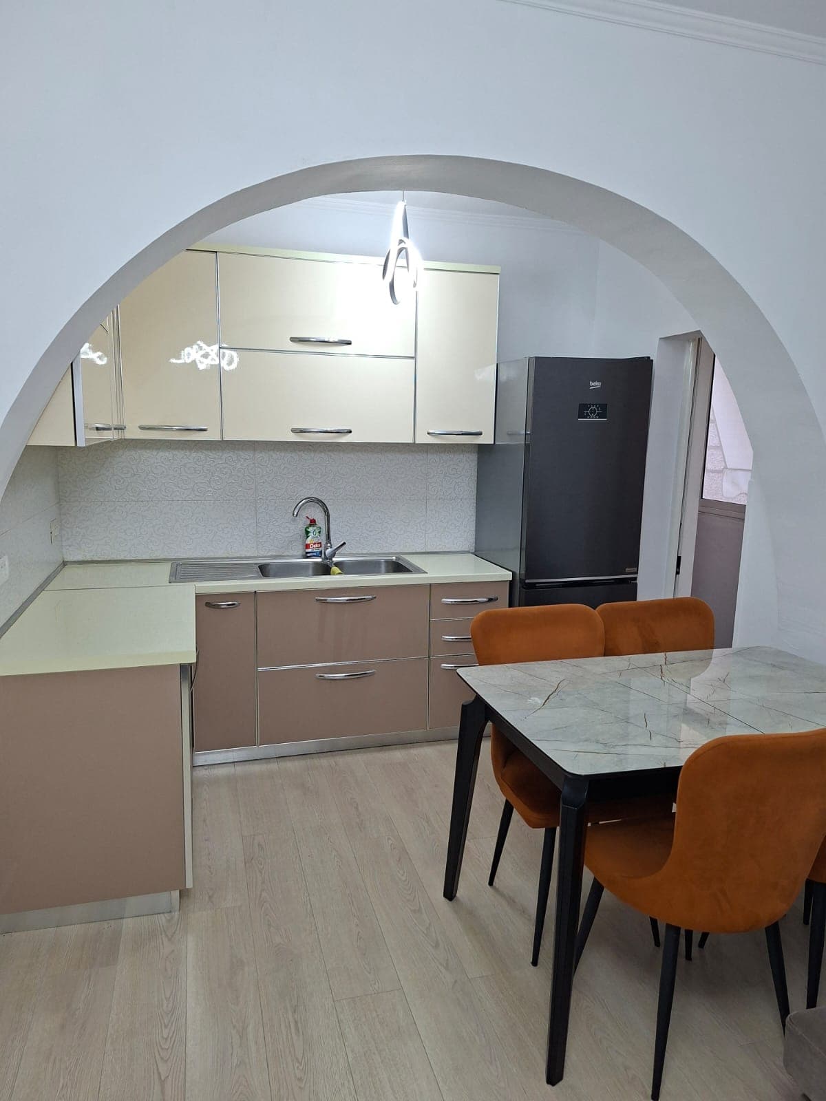 Qera, Apartament 2+1, Irfan Tomini, Tiranë 2