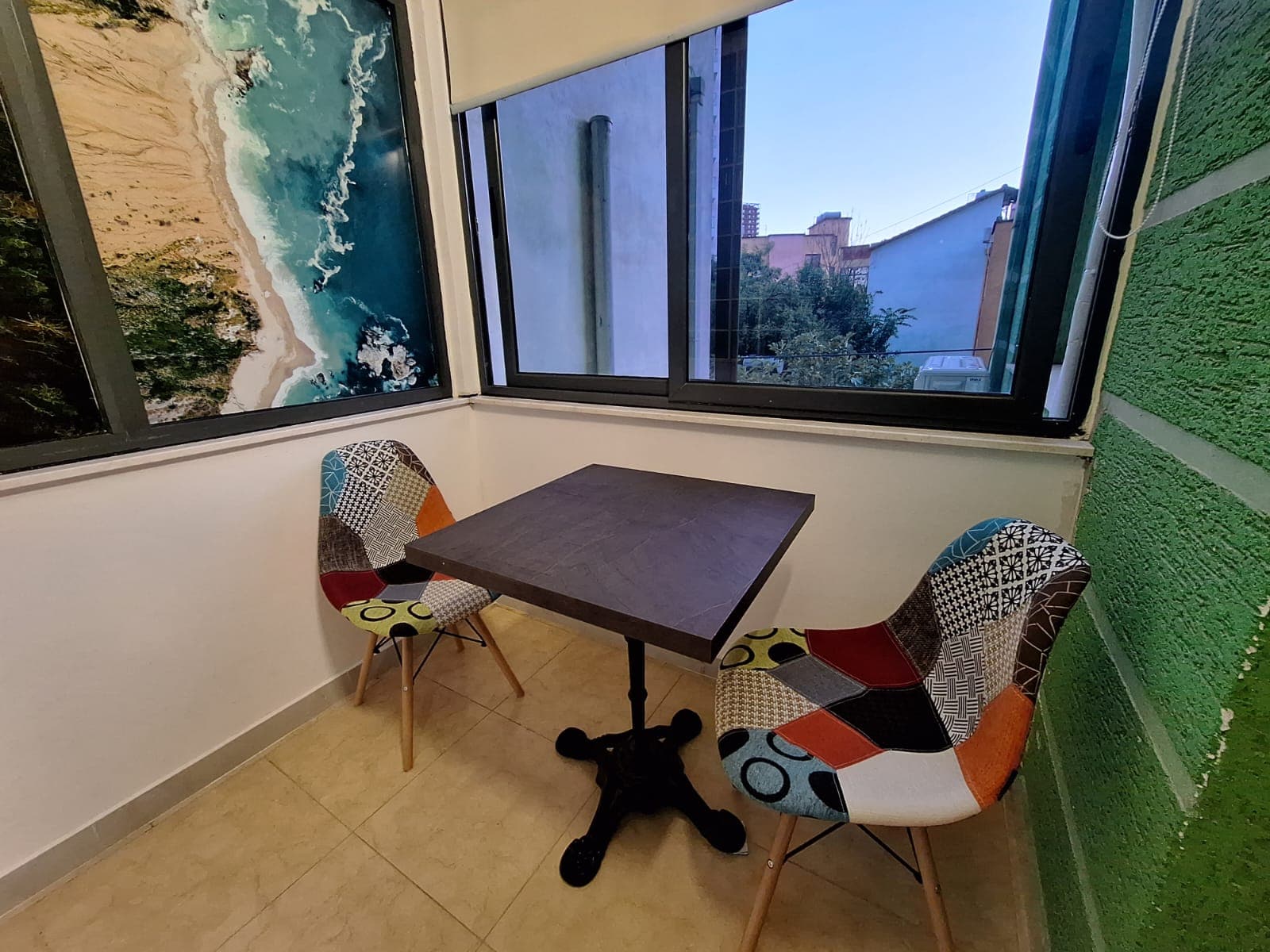 Shiten ,2 Garsoniere ,Perballe Bllokut te Ambasadave ,Tiranë 3