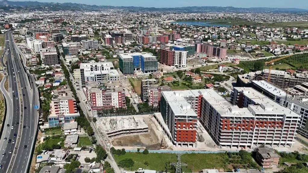 Shitet, Apartament 1+1 , Paskuqan, Tiranë 1