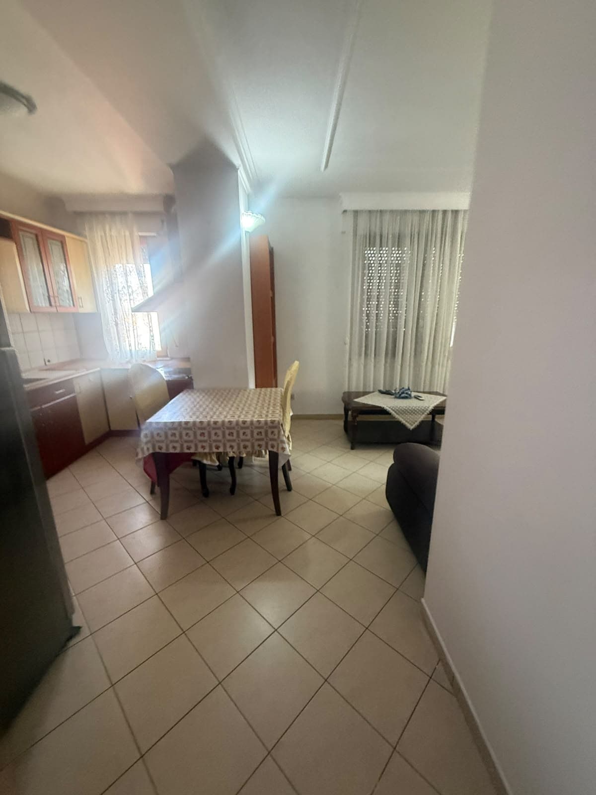 Shiten, 2 Apartamente 1+1, Rruga Barrikadave, Tiranë 3
