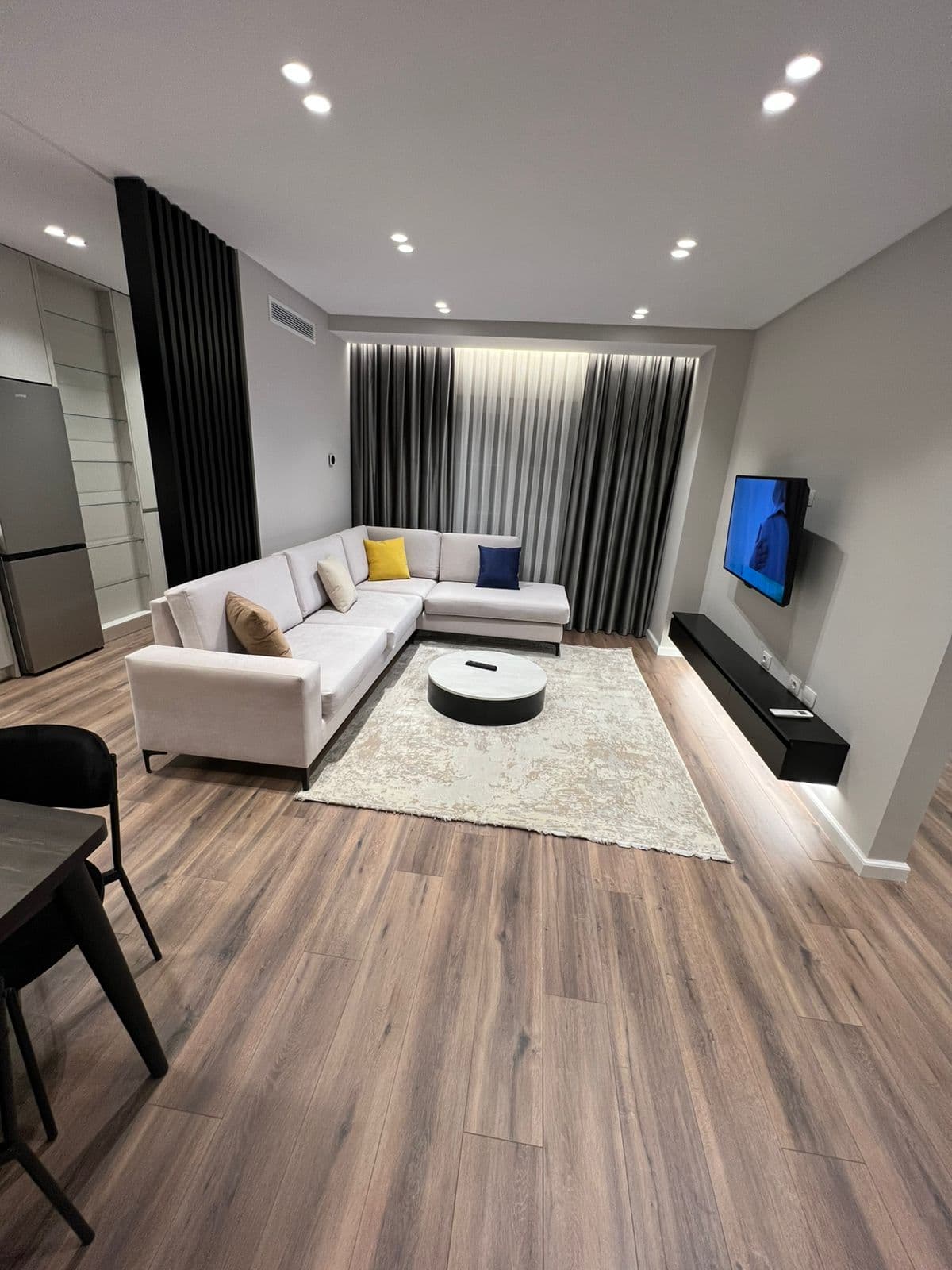 Qera, Apartament 2+1, Ish Fusha e Aviacionit, Tiranë