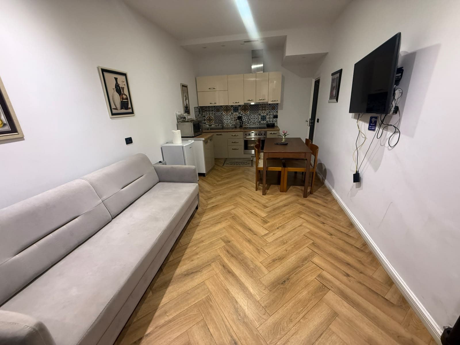 Shitet, Duplex 2+1+2 , Myslym Shyri, Tiranë