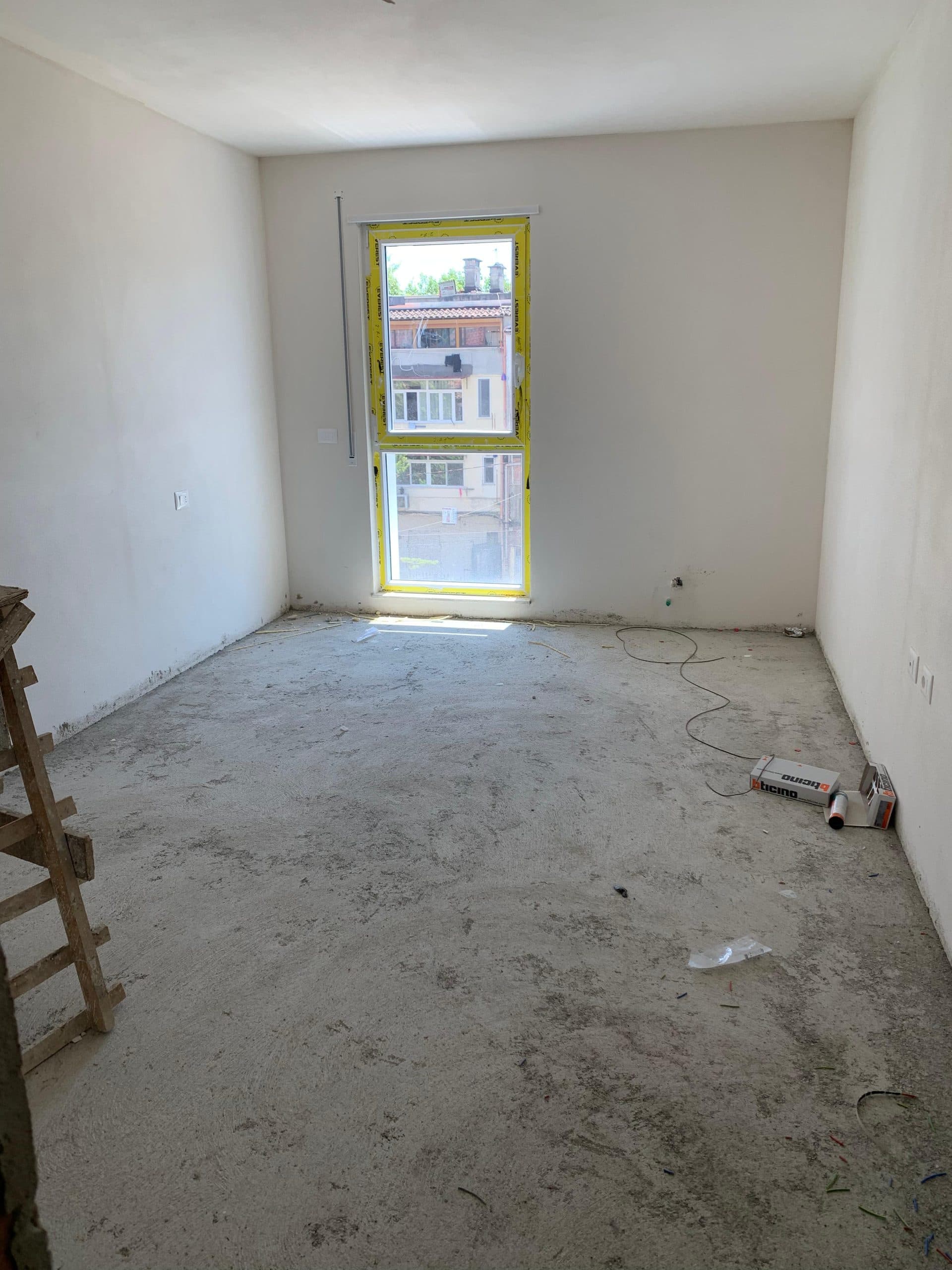 Shitet, Apartament, Xhamllik, Tiranë - 2000€ m2 3