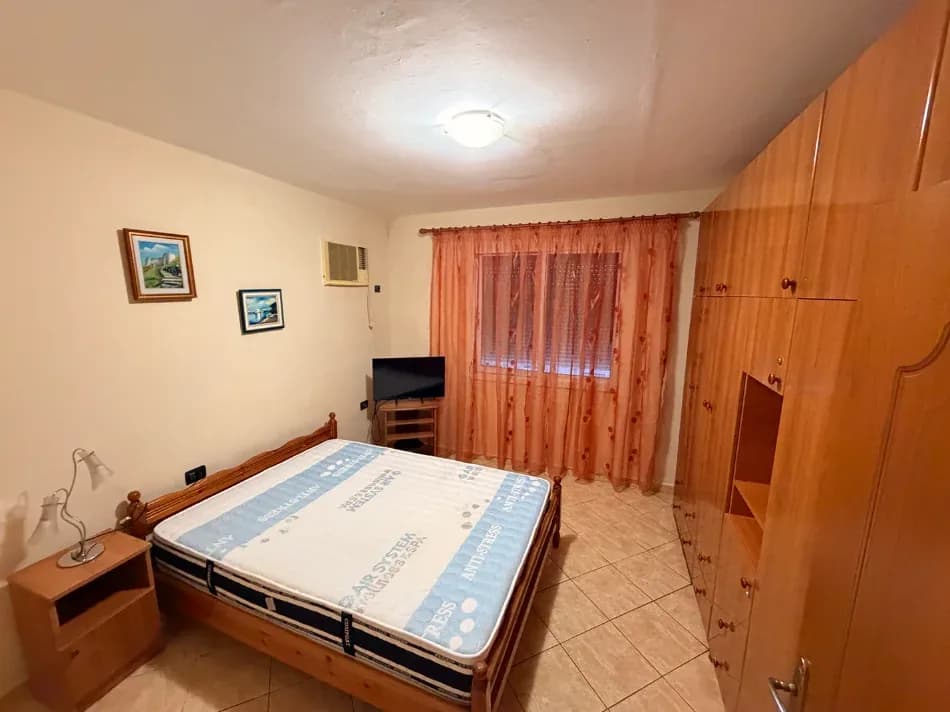 Qera, Apartament 2+1+Aneks , Porcelan, Tiranë - 550€ | 87 m² 2