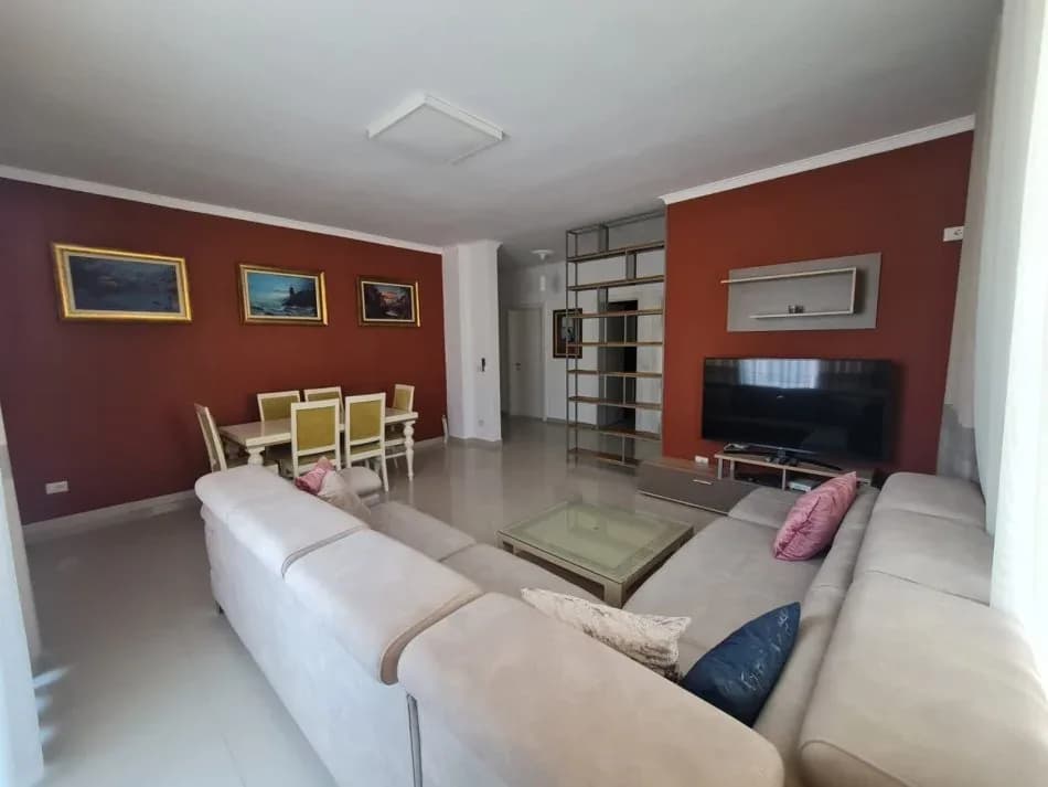 Qera, Apartament 3+1+2 ,Kopshtin Botanik , Tiranë 2
