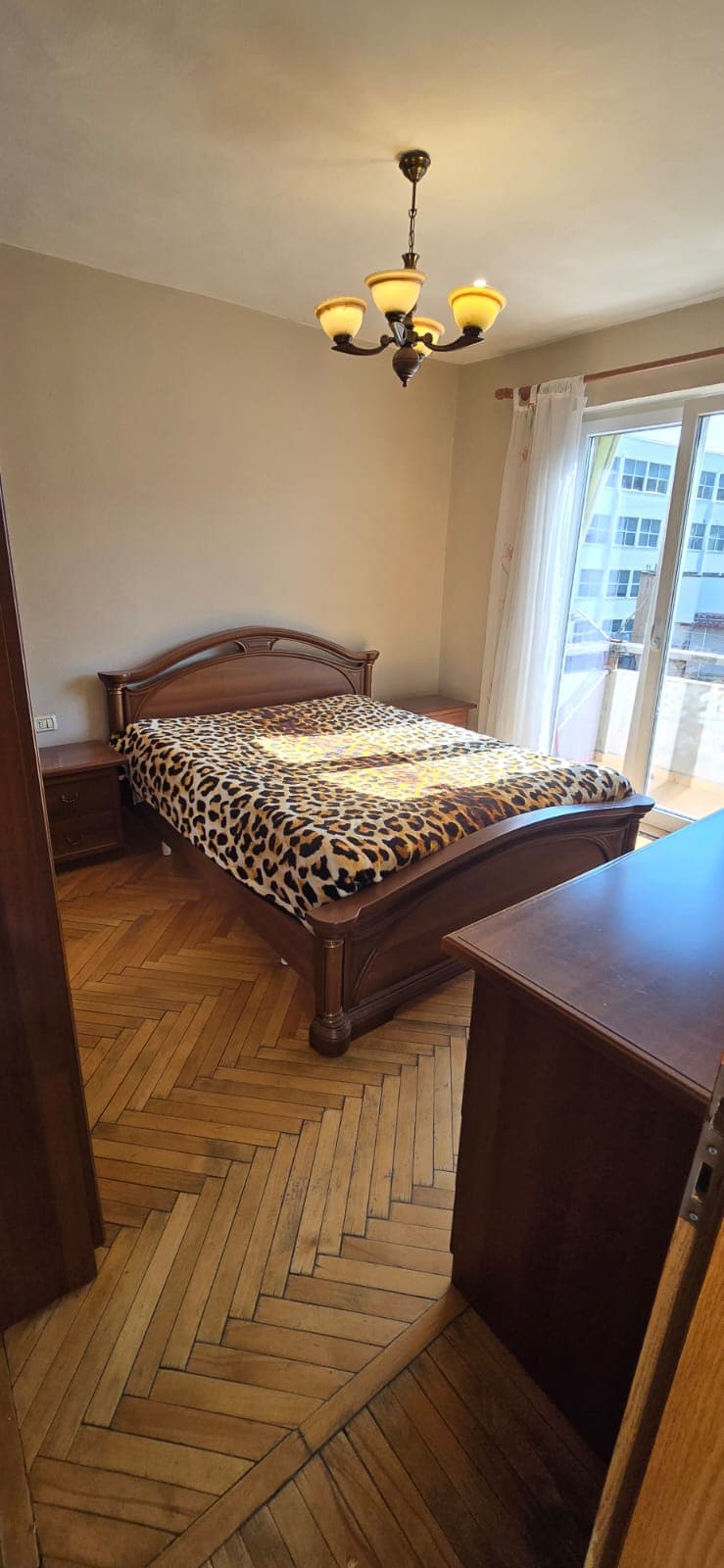 Shitet, Apartament 1+1+ Kuzhinë e Vecuar, Rruga Muhamet Gjollesha , Tiranë 3