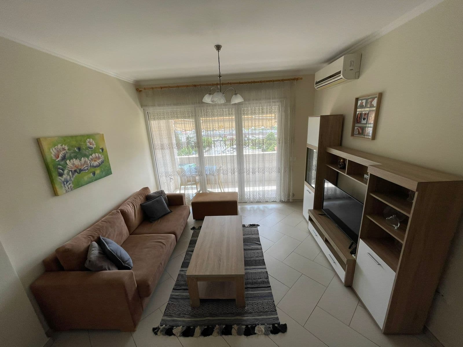 Qera, Apartament 2+1, Perball Delijorgjit, Tiranë