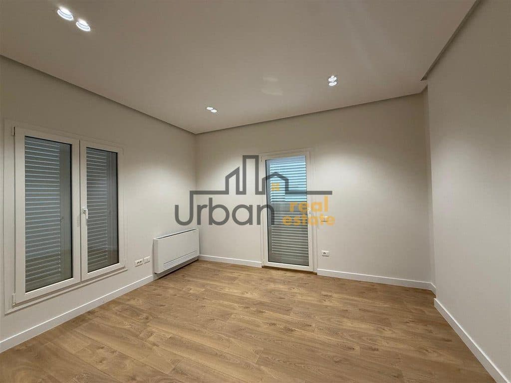 Qera, Vilë 2 Katëshe, Pas Ambasades Amerikane, Tiranë - 9.000€ | 700 m² 4