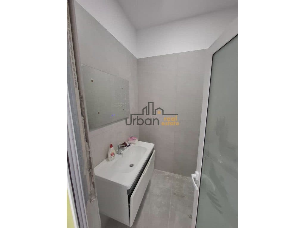 Shitet, Dyqan, Bulevardi ''Gjergj Fishta'', Tiranë - 1150000€ | 166.3 m² 2