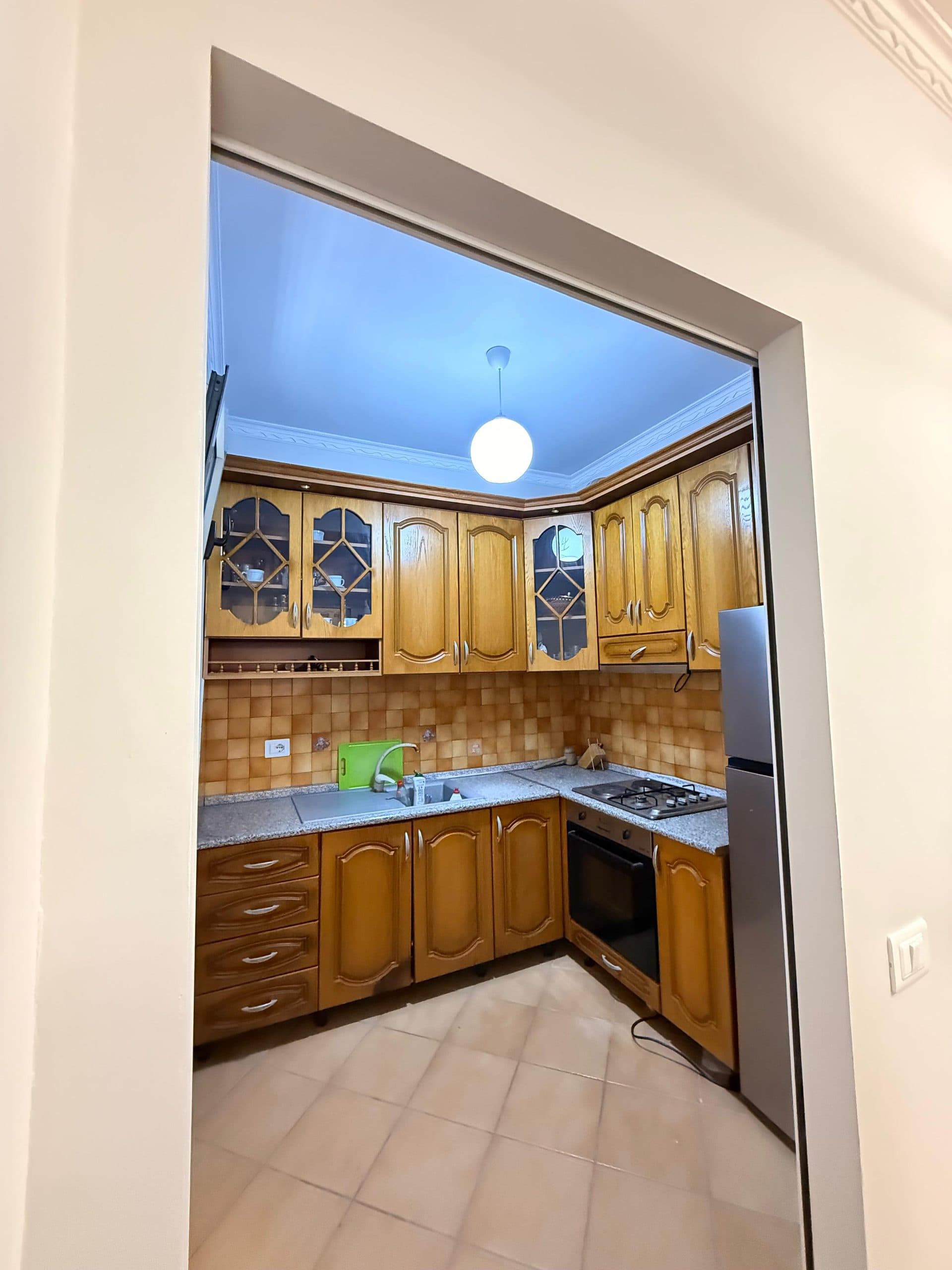 Shitet, Apartament 1+1 , Ali Demi, Tiranë 3