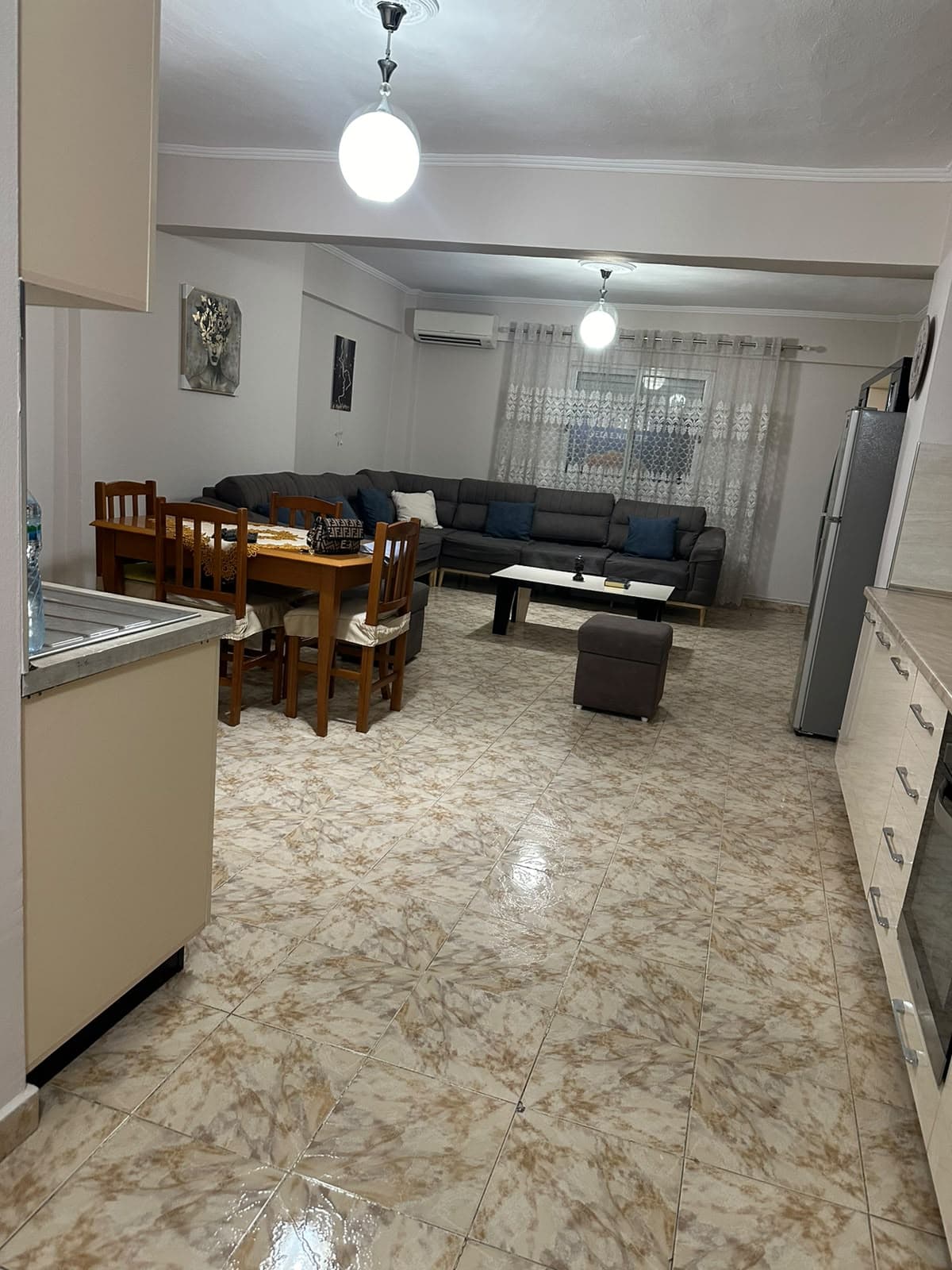 Qera, Apartament 3+1 , Laprakë, Tiranë - 90.000 Lekë | 120 m²