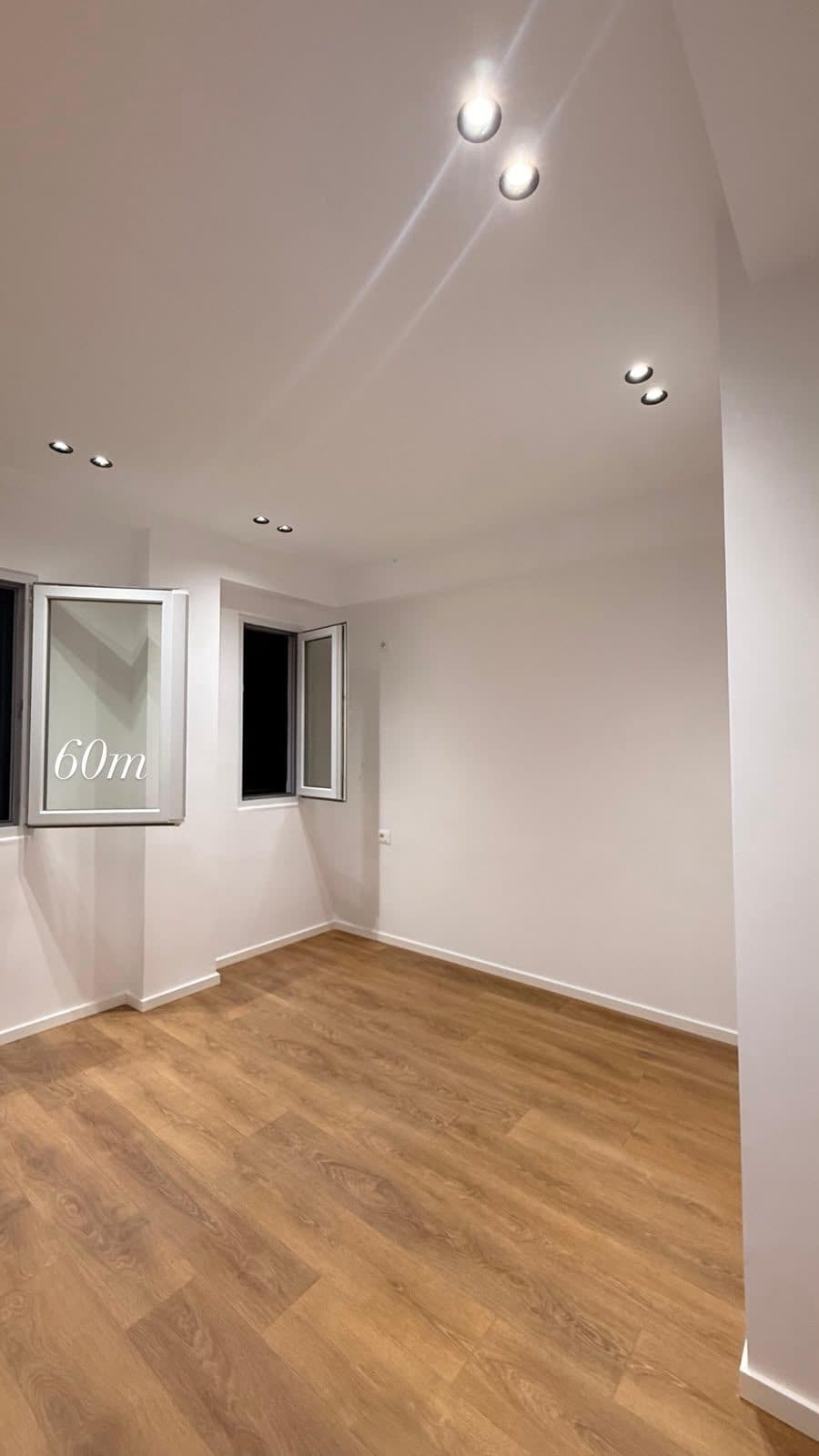 Shitet, Apartament 1+1 , Rruga Muhamet Gjollesha, Tiranë 4