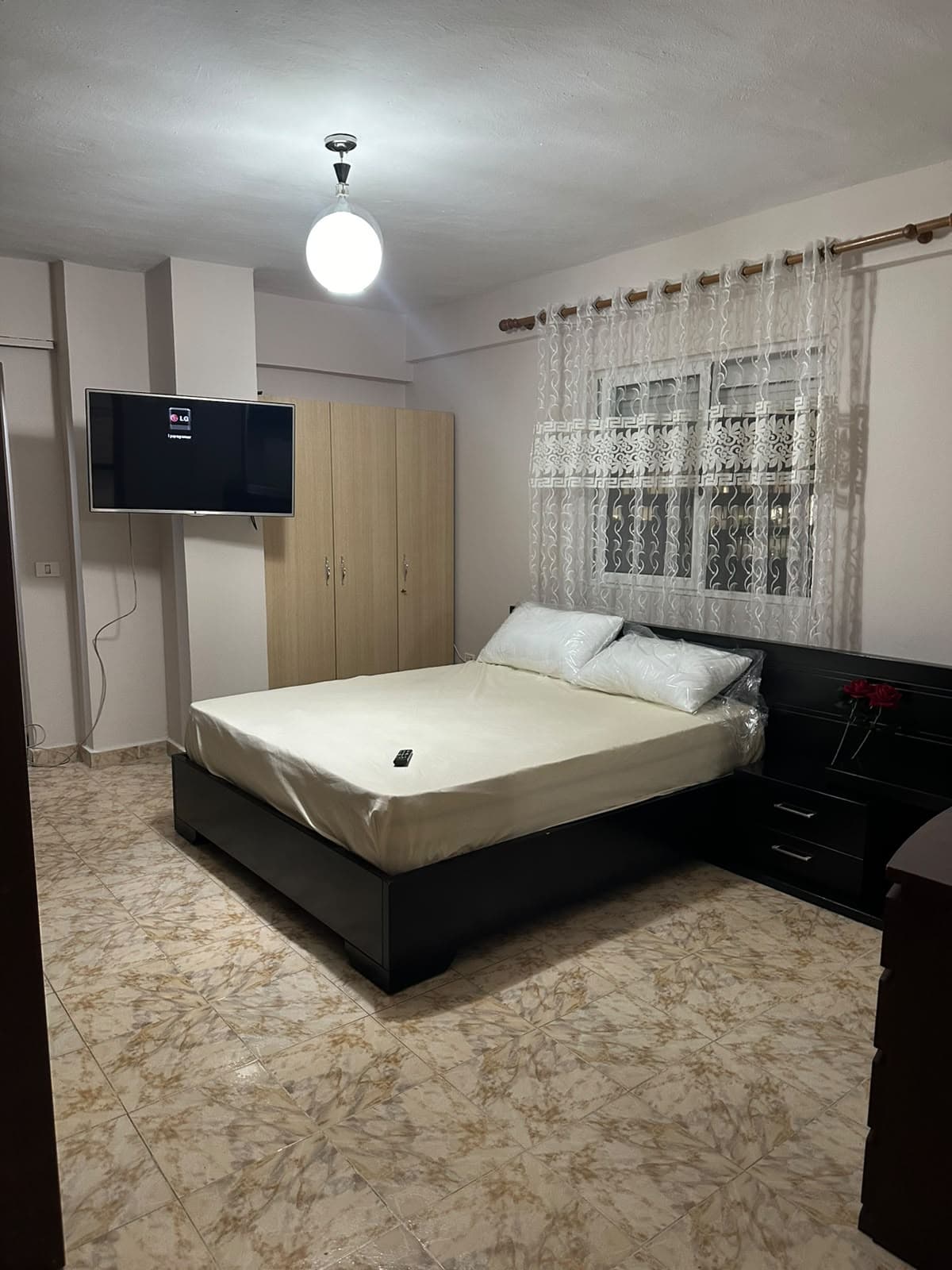 Qera, Apartament 3+1 , Laprakë, Tiranë - 90.000 Lekë | 120 m² 3