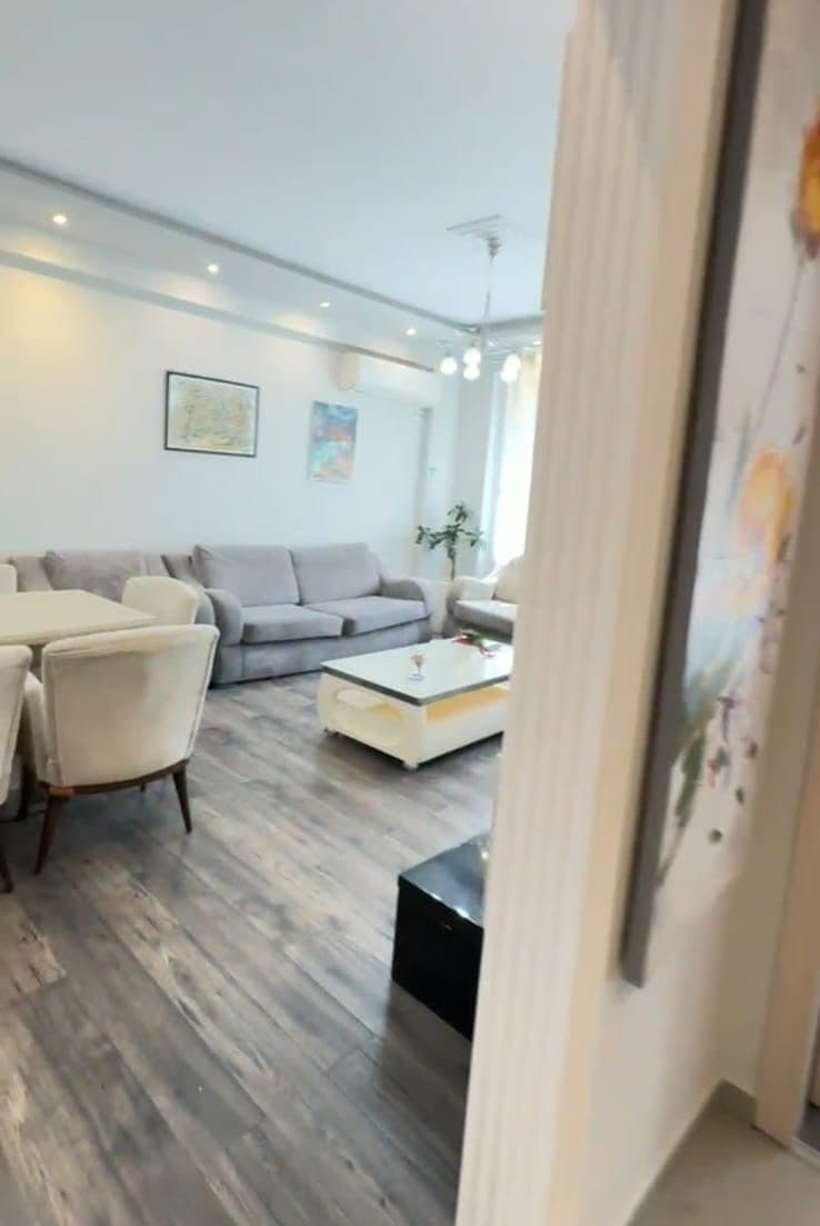 Shitet, Apartament 2+1+2, Pranë Kopshtit Zoologjik, Tiranë 2