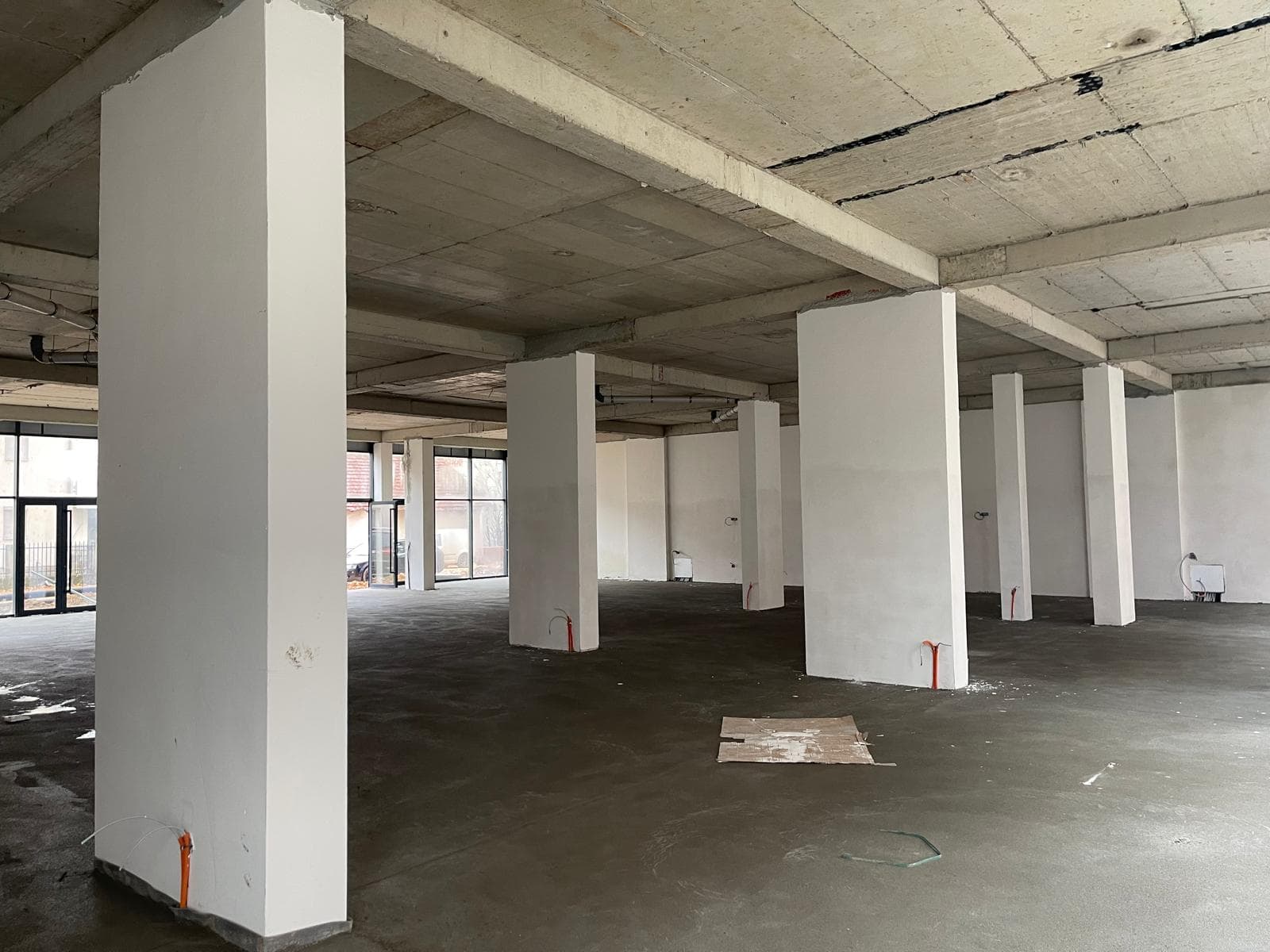 Lokal në SHITJE – 472 m² | Drenas
