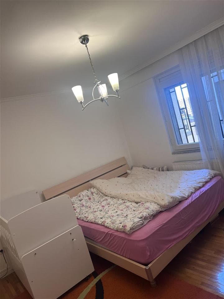 Apartament për SHITJE – 107 m² | Bregu i Diellit (pranë shkollës “Ismail Qemali”)