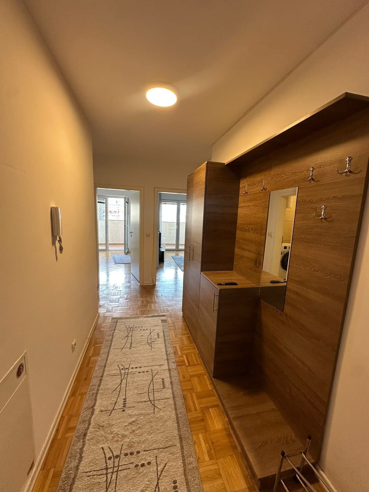 Banesë në SHITJE – 77 m² | Dragodan, 3